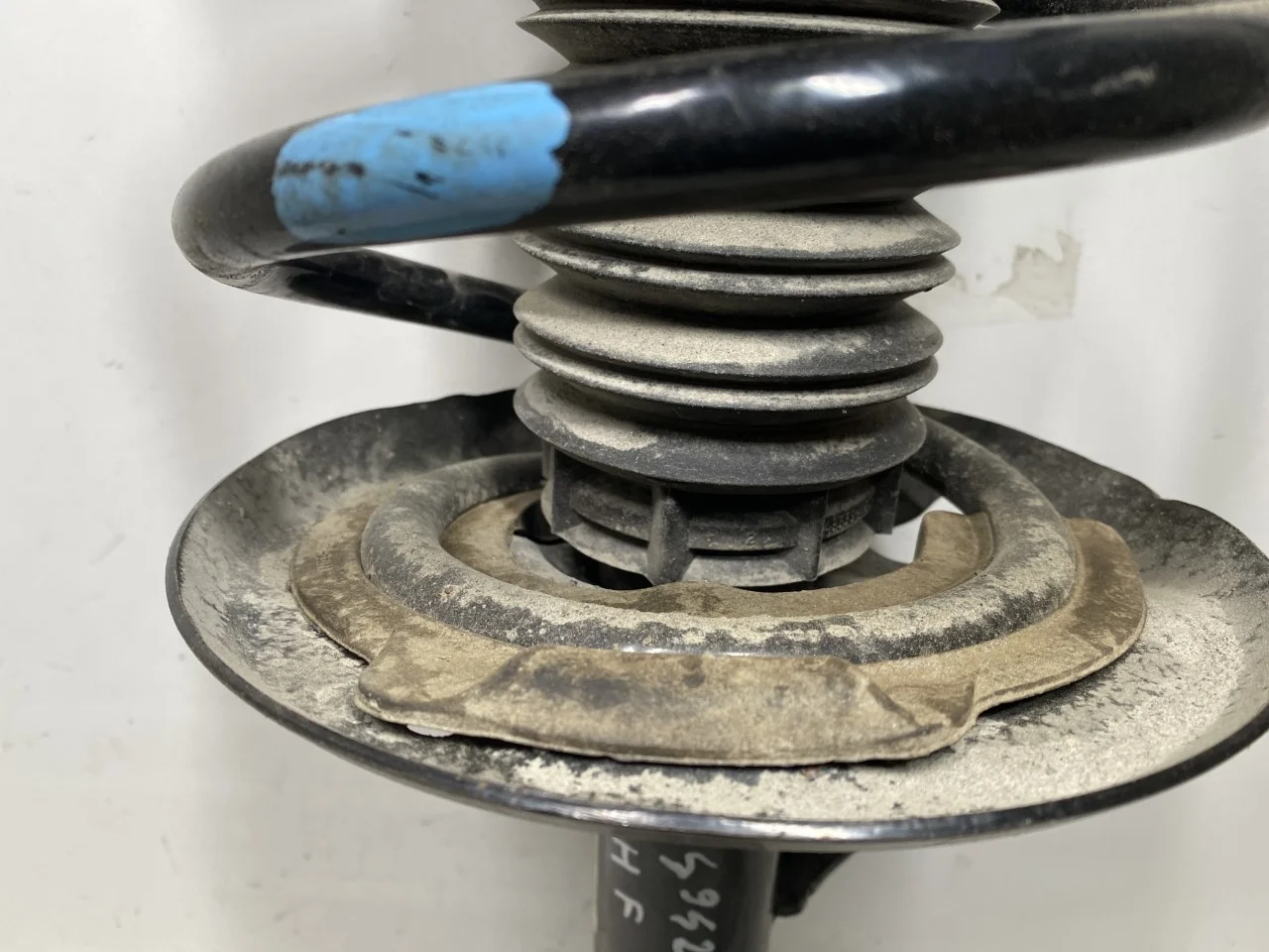 Toyota BZ4X EA10 2022- Amortizor tip McPherson, față dreapta vedere 4