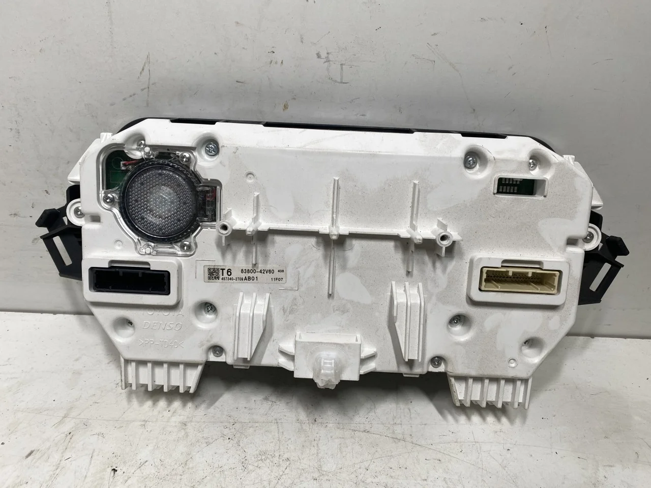 Toyota BZ4X EA10 2022- Műszeregység, kombinált / komplett nézet 2