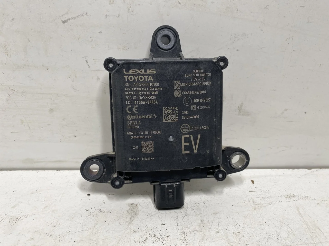 Toyota BZ4X EA10 2022- Aktív ütközésvédelem érzékelő