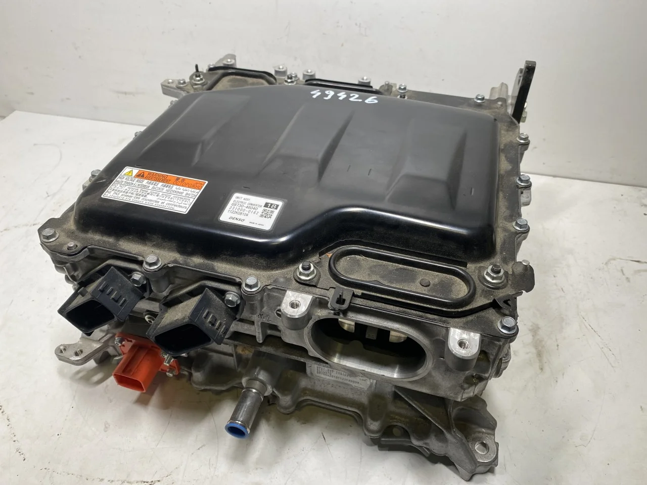 Toyota BZ4X EA10 2022- Feszültségátalakító, akkumulátor