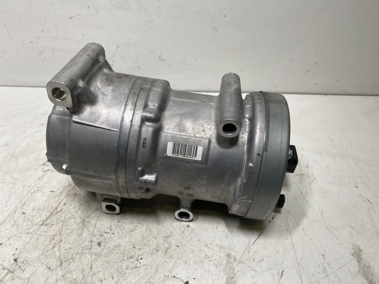Toyota BZ4X EA10 2022- Klímakompresszor