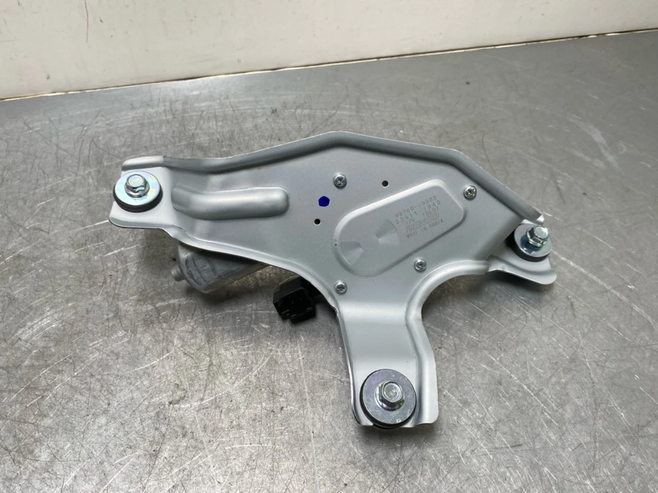 Hyundai KONA / ELECTRIC 2018-23 Ablaktörlő motor, csomagtérajtó nézet 2