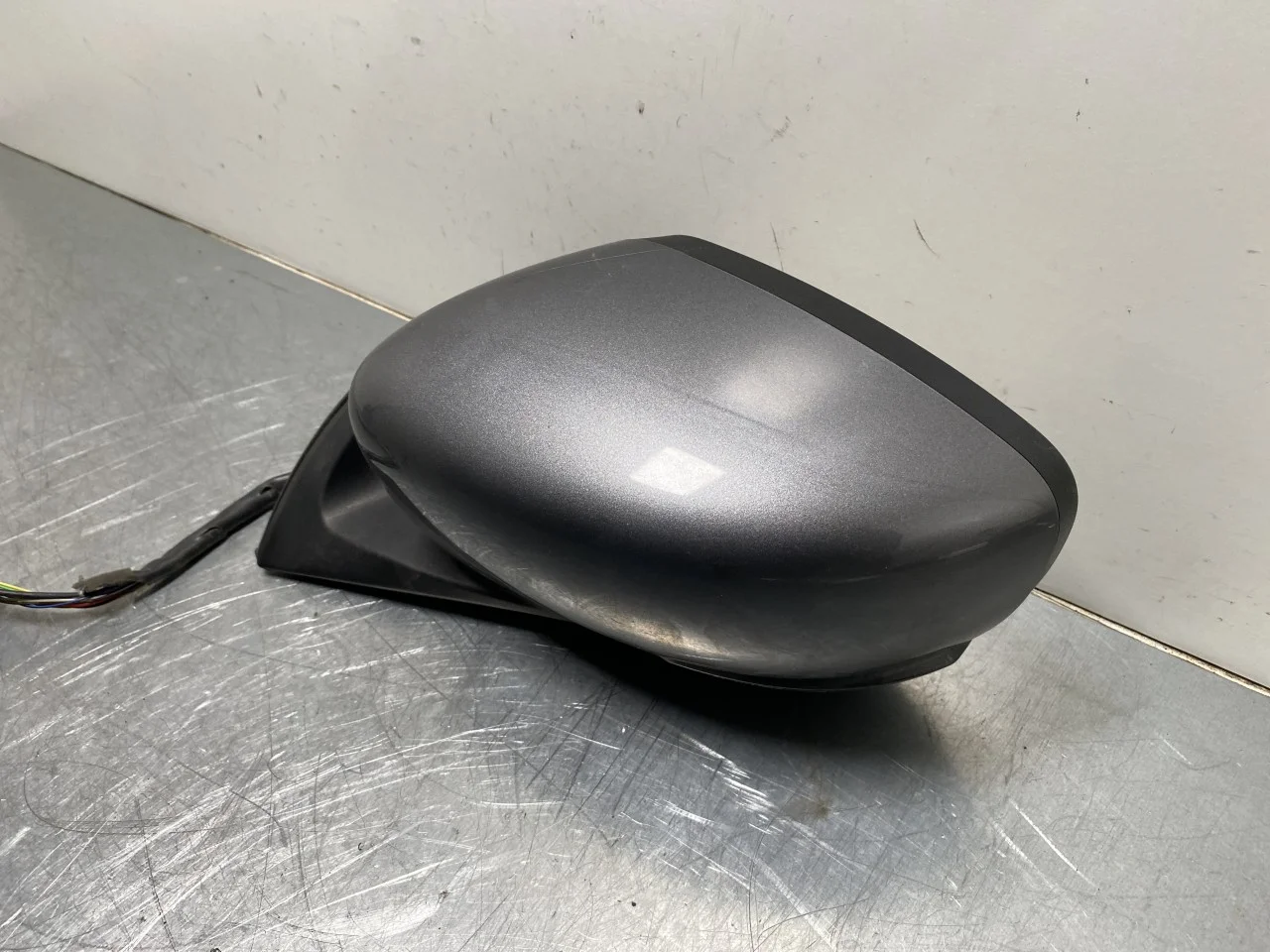 Nissan LEAF 2017-24 Left power mirror view 2