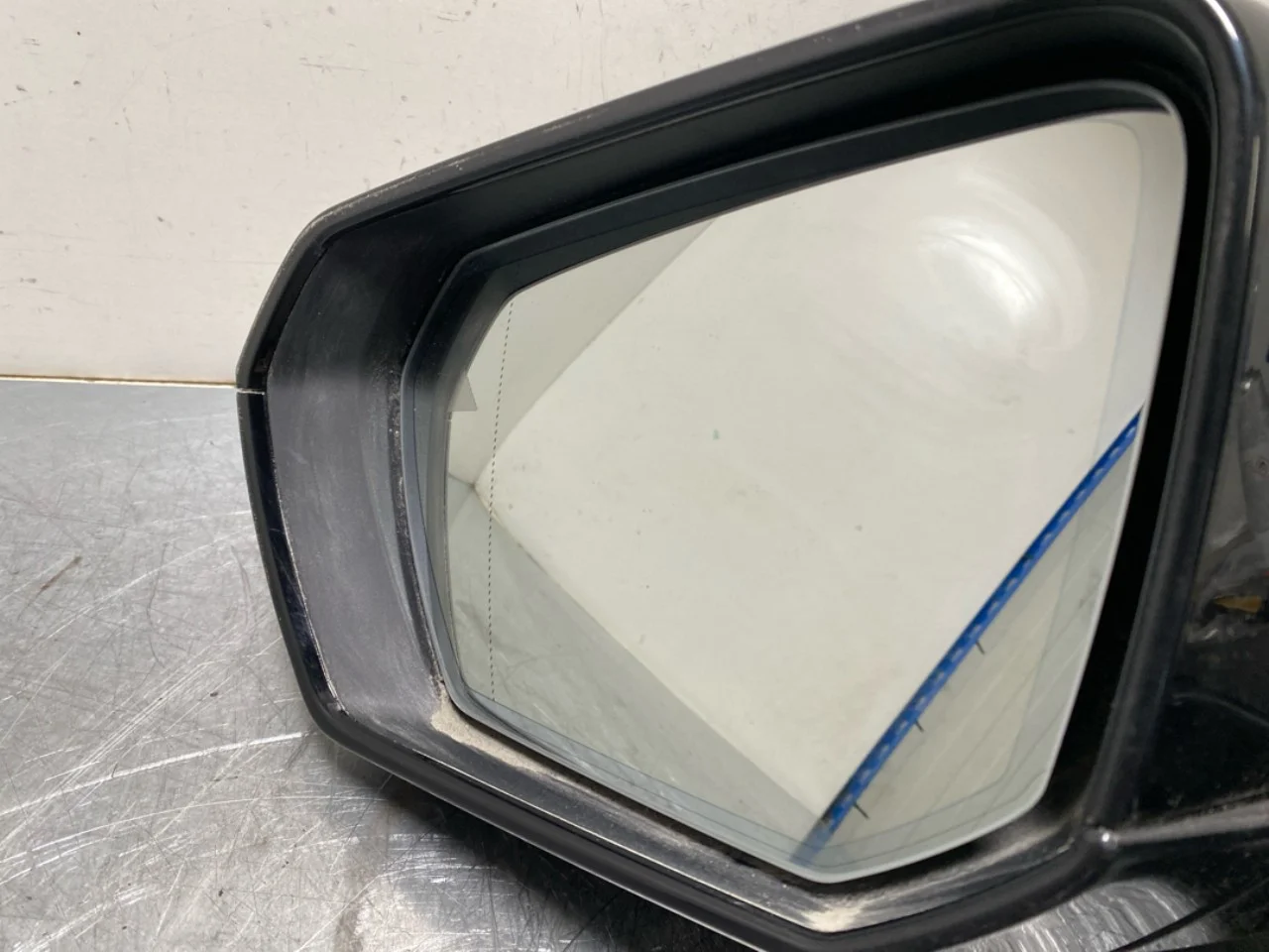BMW IX 2022- Left power mirror view 3