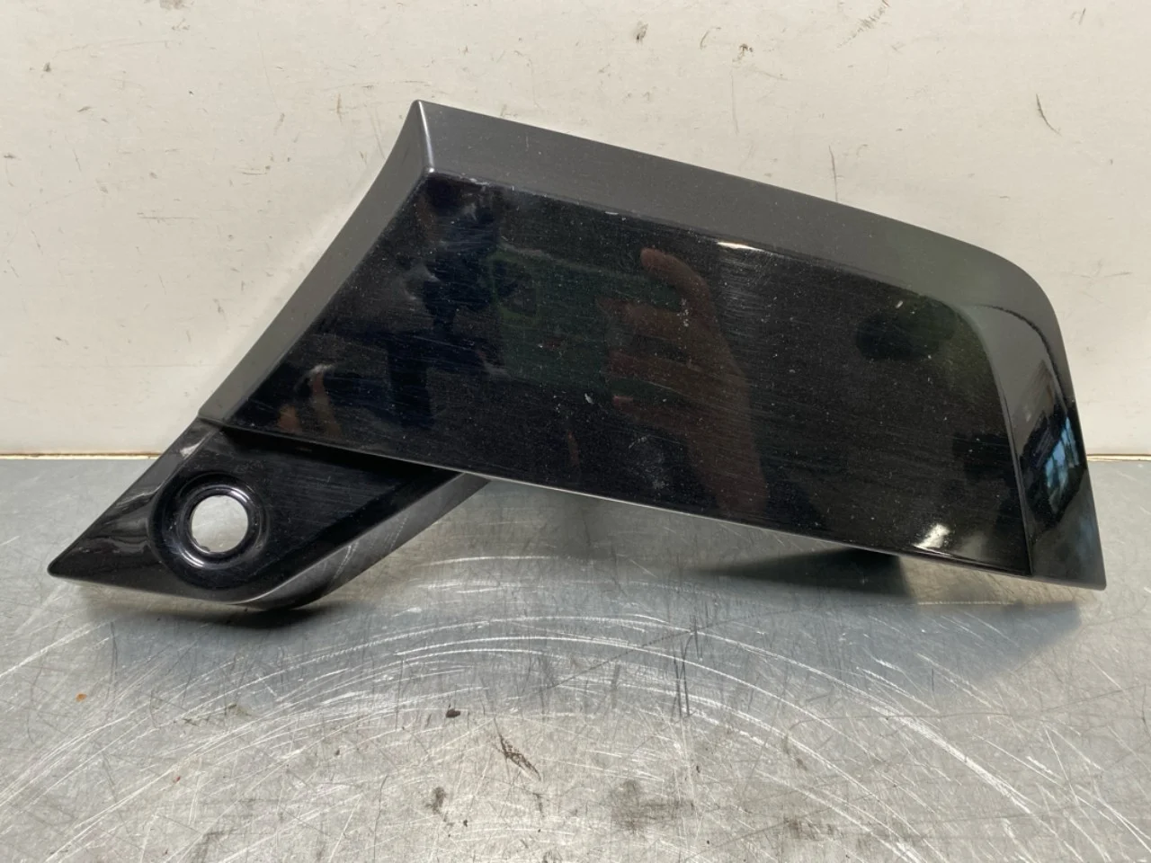 BMW IX 2022- Grille, left section