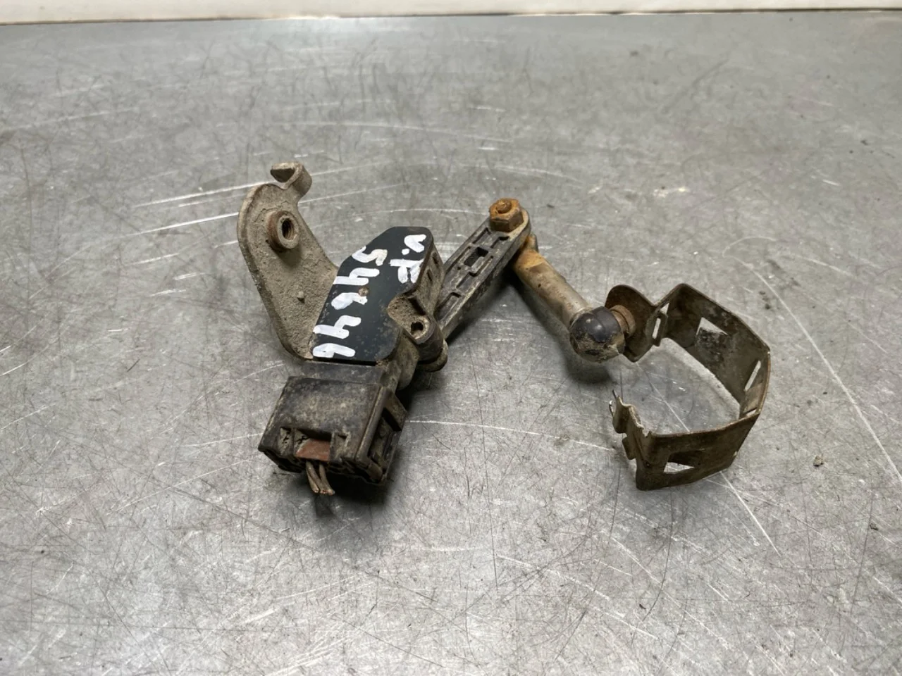BMW I3 I01 2013-22 Level control / air suspension sensor