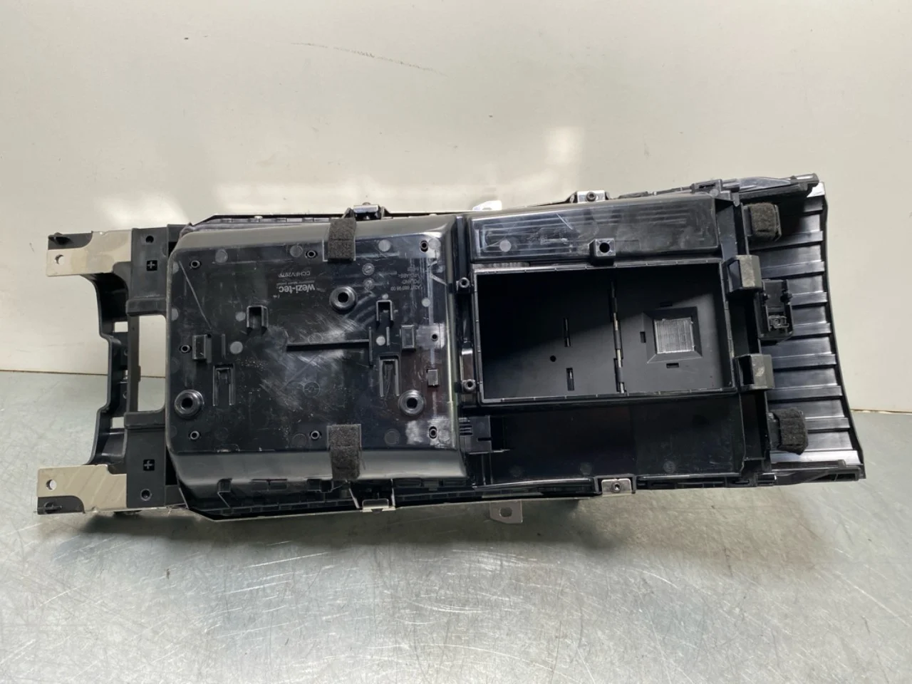 Mercedes EQS V297 2022- Középkonzol nézet 4