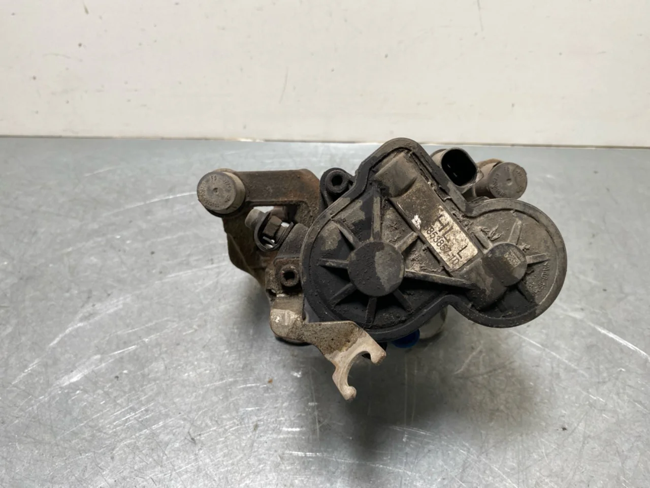 BMW I3 I01 2013-22 Etrier frână spate stânga vedere 2