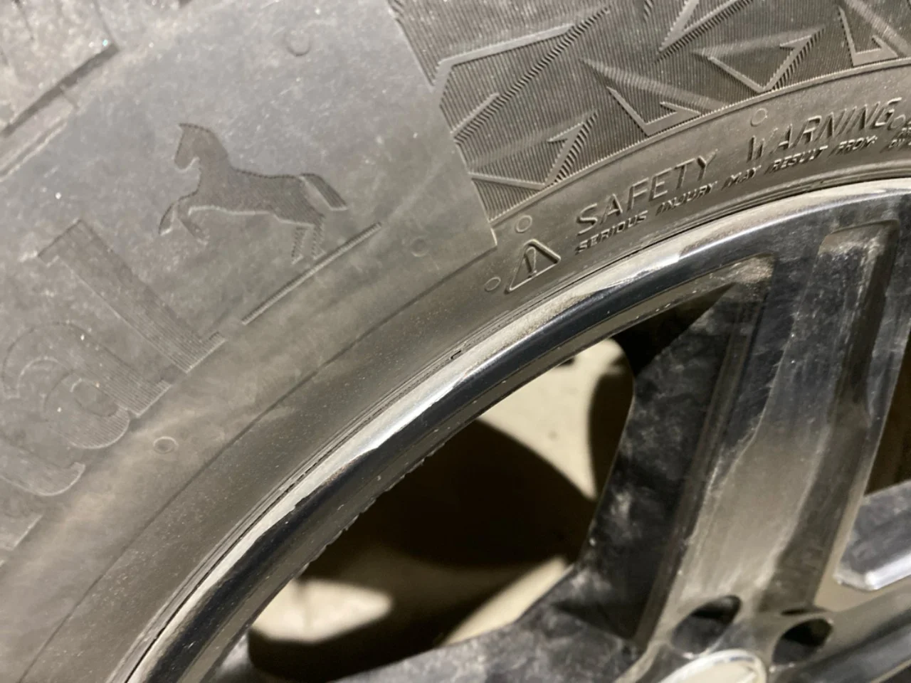 Mercedes B 180-200 W246/W242 2012-19 Winter tire with rim view 2