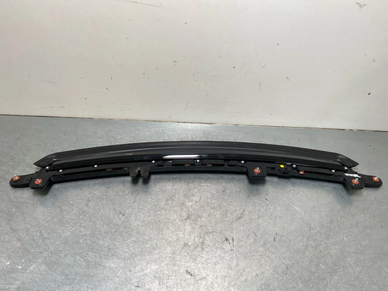 Kia EV6 2022- Rear window brake light view 3