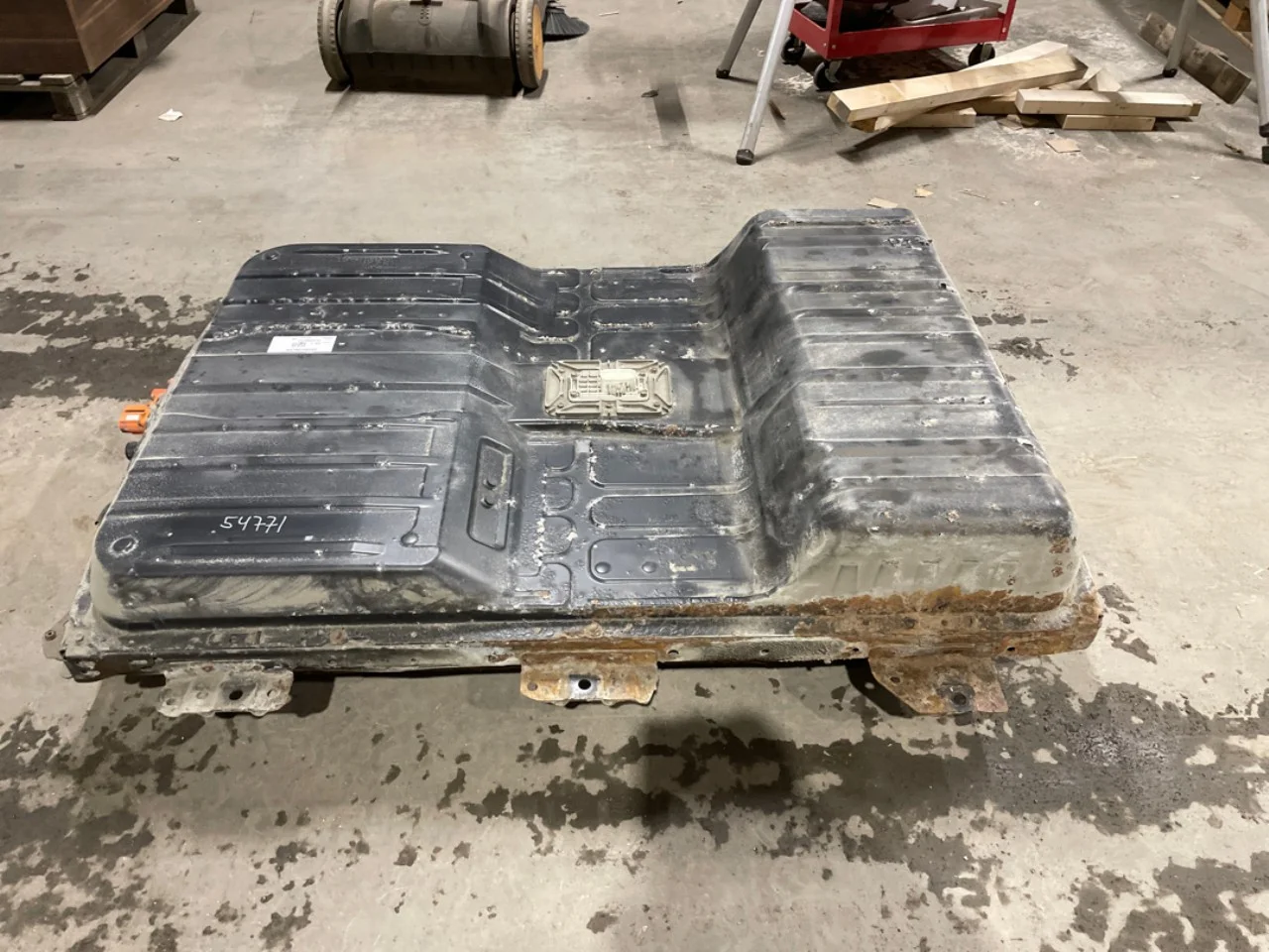 Nissan LEAF 2011-17 High-voltage battery view 3