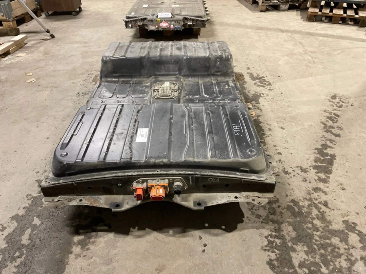 Nissan LEAF 2011-17 High-voltage battery view 4