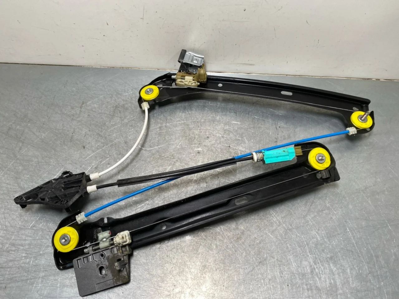 Mercedes EQS V297 2022- Electric window regulator, complete