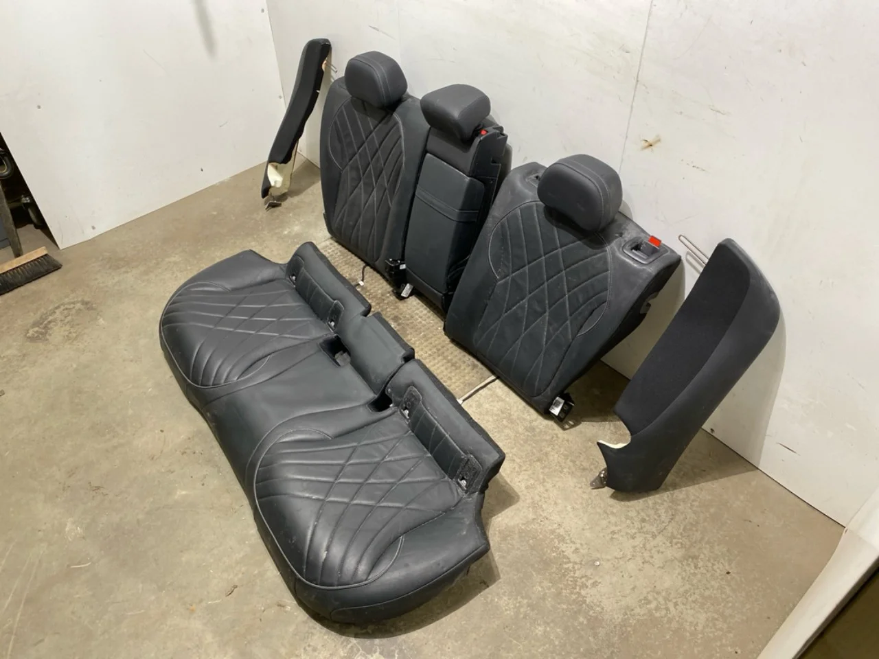 Mercedes EQS V297 2022- Hátsó ülés nézet 2