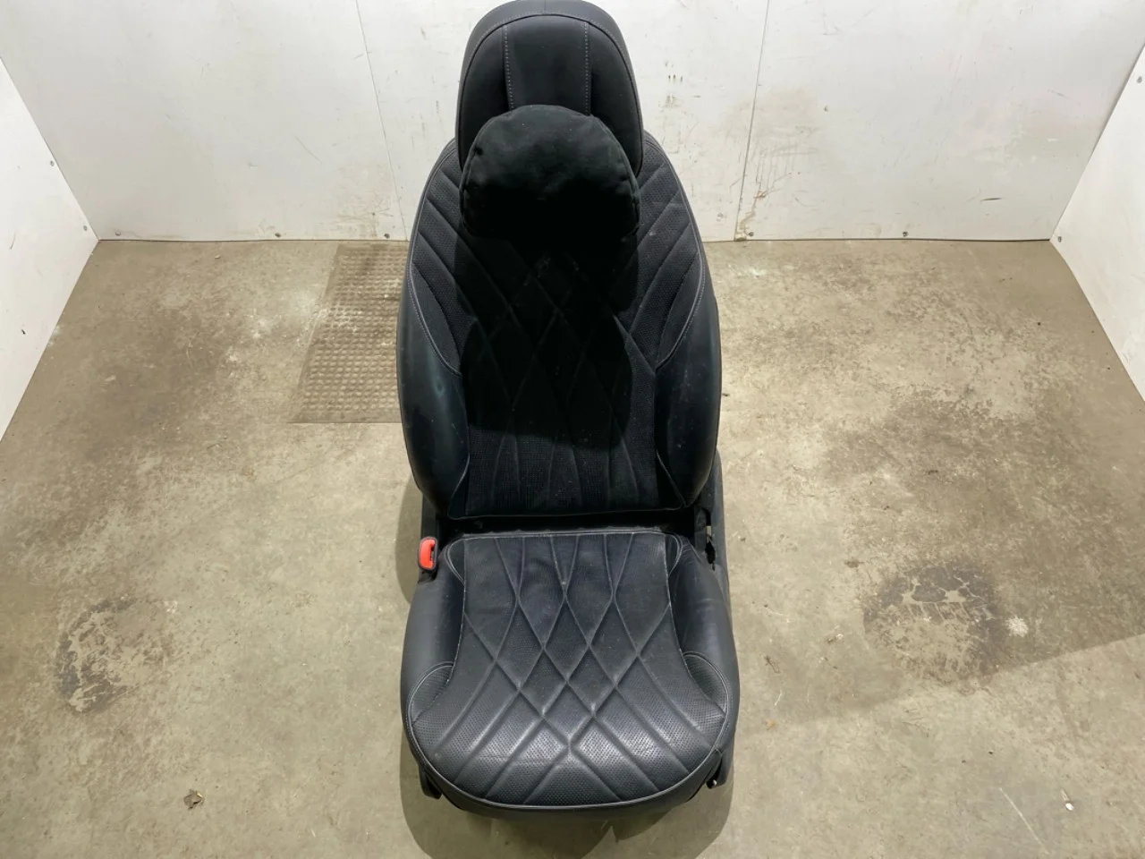 Mercedes EQS V297 2022- Ülés, első, bal