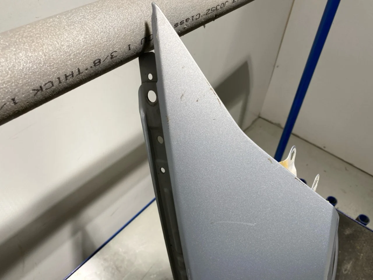 Hyundai IONIQ 6 CE 2023->> Front right fender view 3