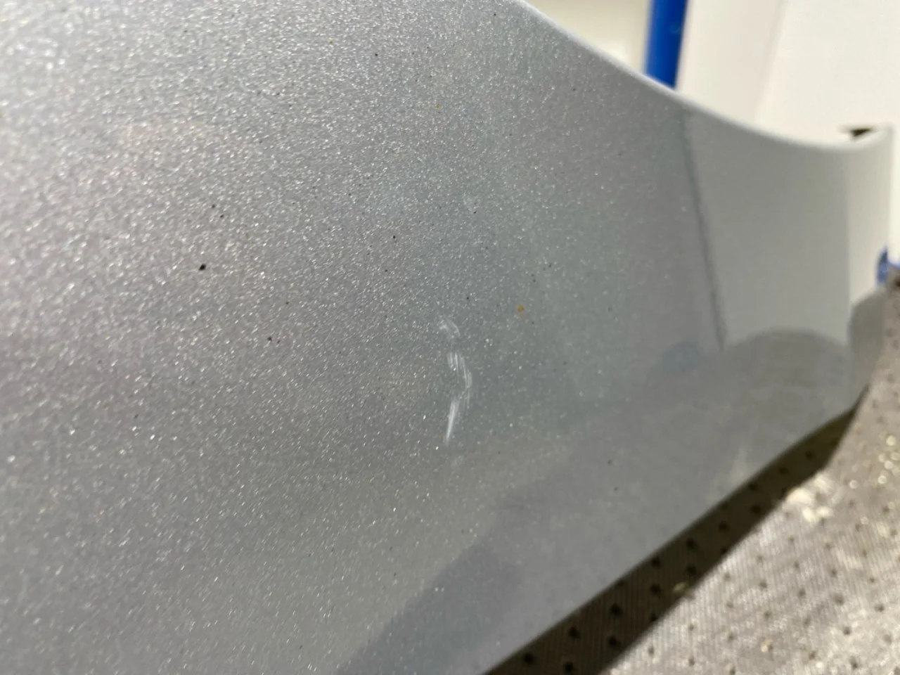 Hyundai IONIQ 6 CE 2023->> Front right fender view 4