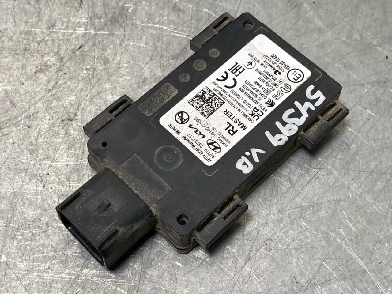 Kia EV6 2022- Aktív ütközésvédelem érzékelő