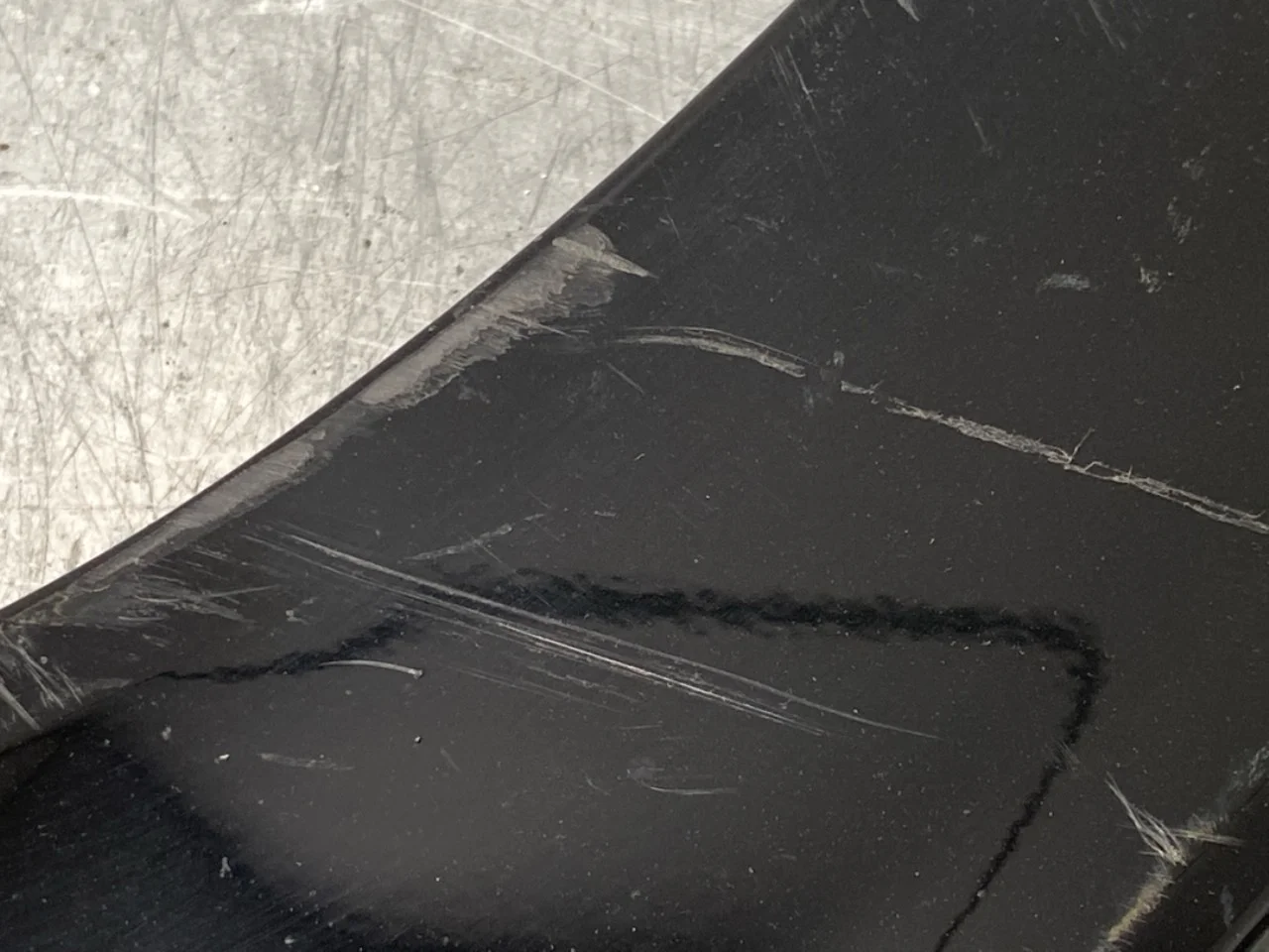 Kia EV6 2022- Wheel arch trim view 3