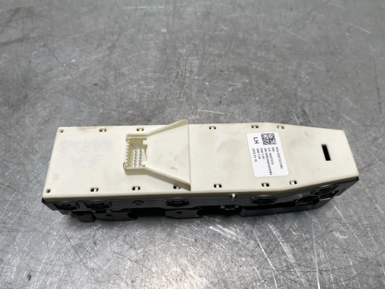 Kia EV6 2022- Window regulator switch view 2