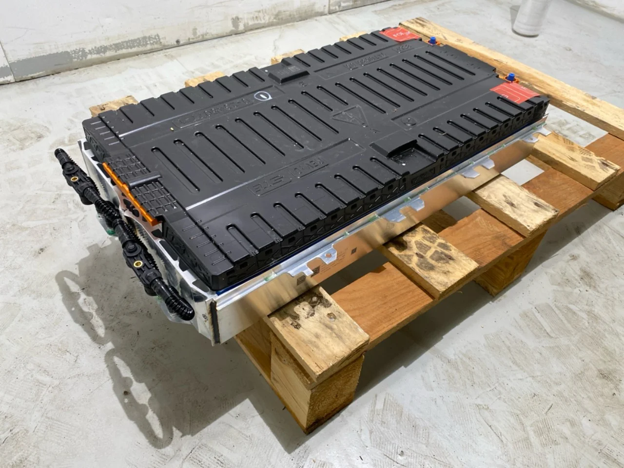 BMW IX 2022- Celulă / modul baterie de înaltă tensiune vedere 2