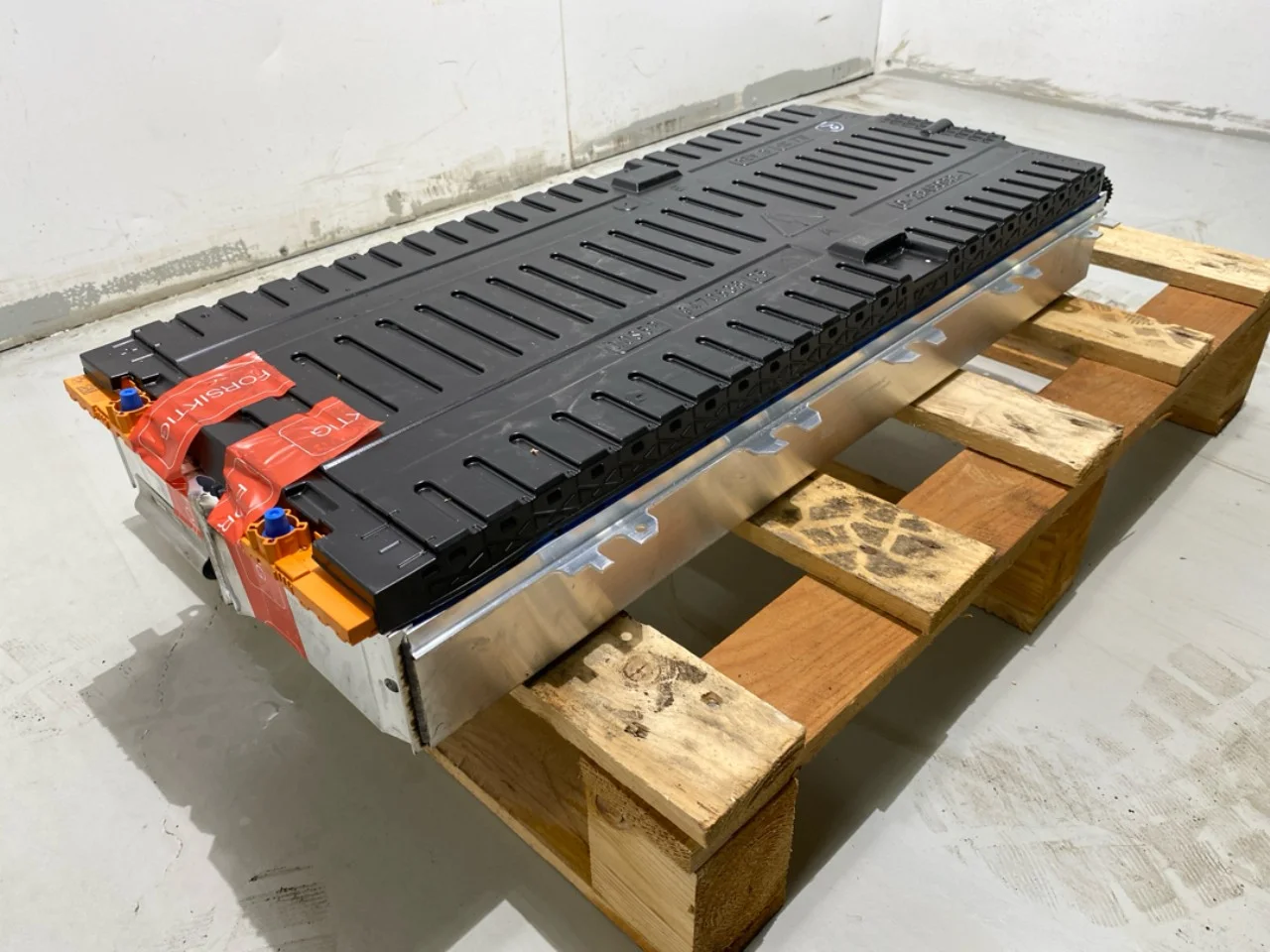 BMW IX 2022- Celulă / modul baterie de înaltă tensiune vedere 2