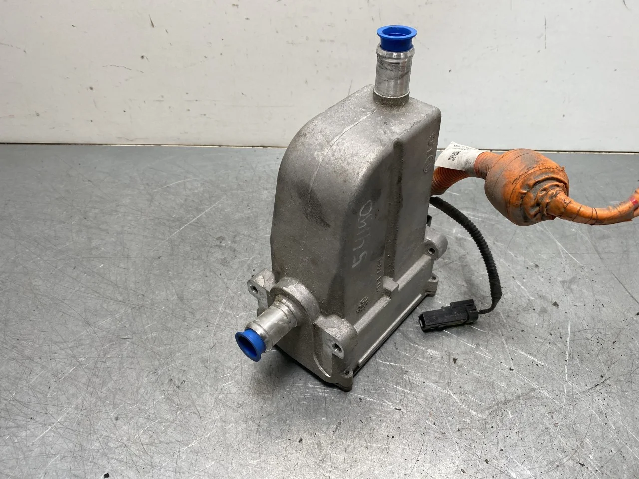 Mercedes B 180-200 W246/W242 2012-19 Fűtőradiátor, klímás rendszerhez nézet 2