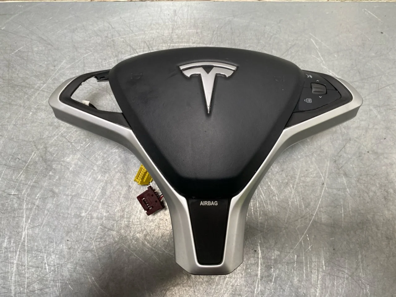 Tesla MODEL S 2013- Légzsák, kormánypárna