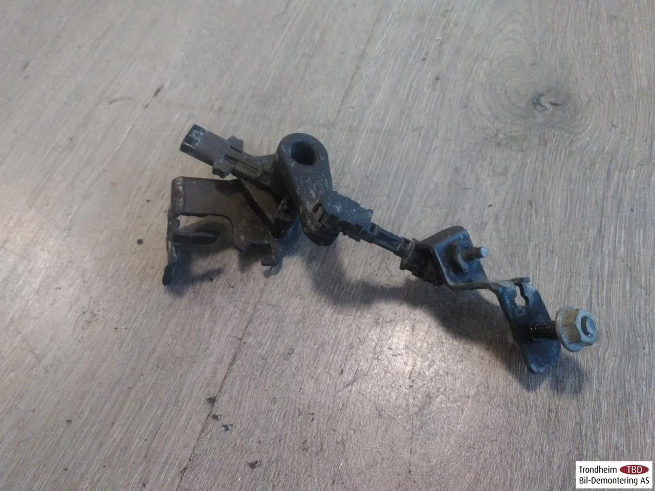 Peugeot 208/E-208 2020-> Senzor reglaj nivel / suspensie pneumatică