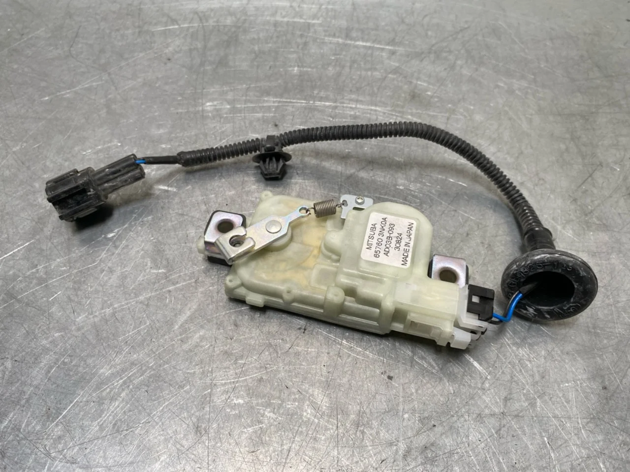 Nissan LEAF 2011-17 Central locking kit