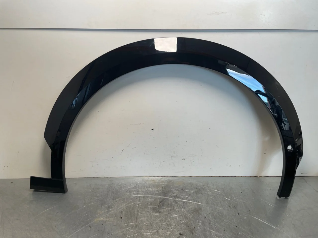 Wheel arch trim