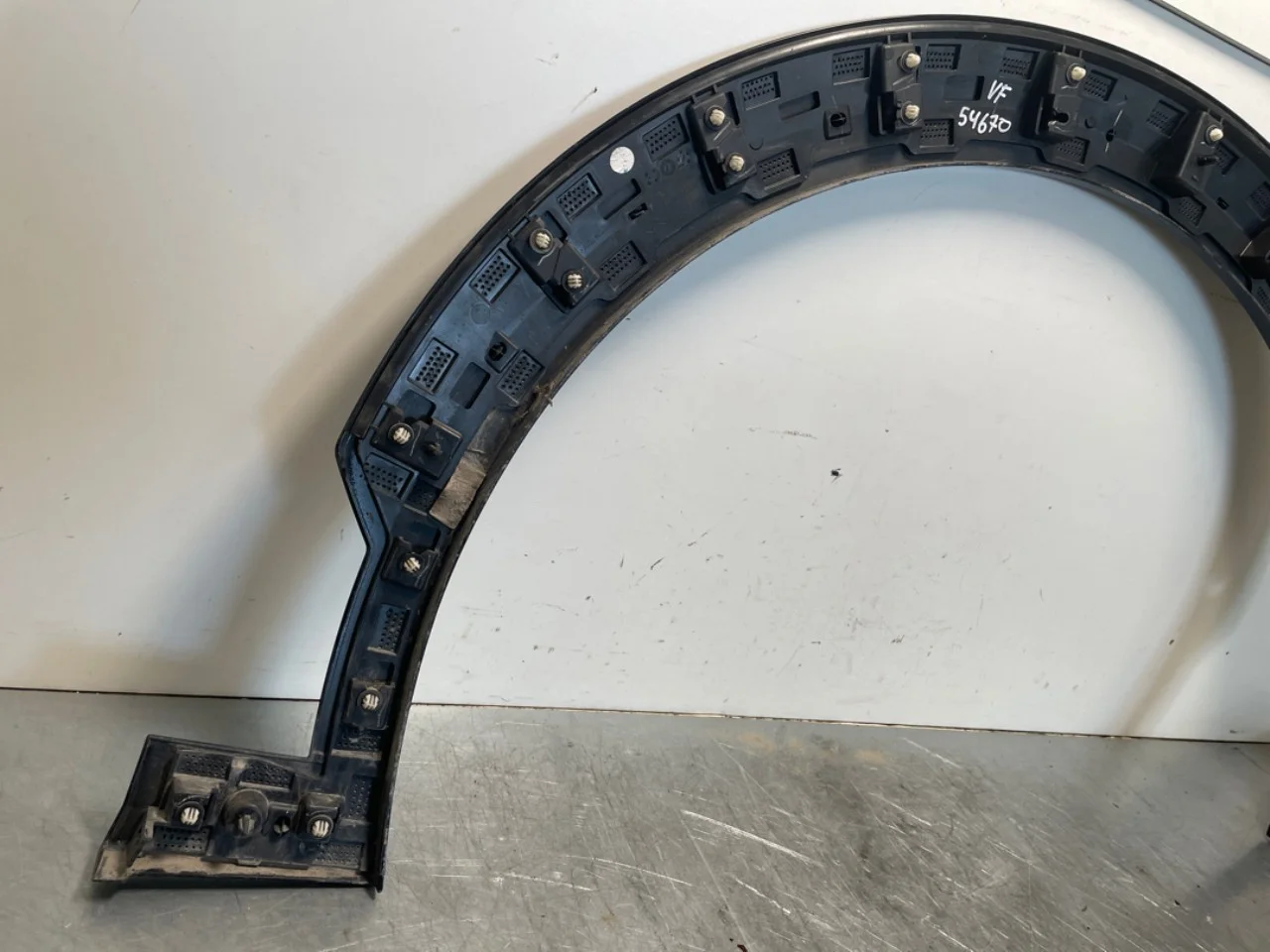Wheel arch trim view 4