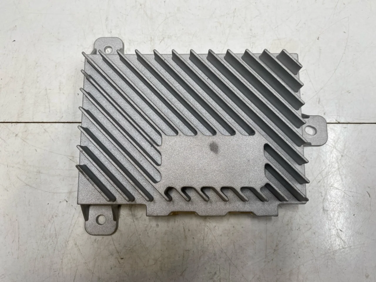 Radio / hi-fi amplifier