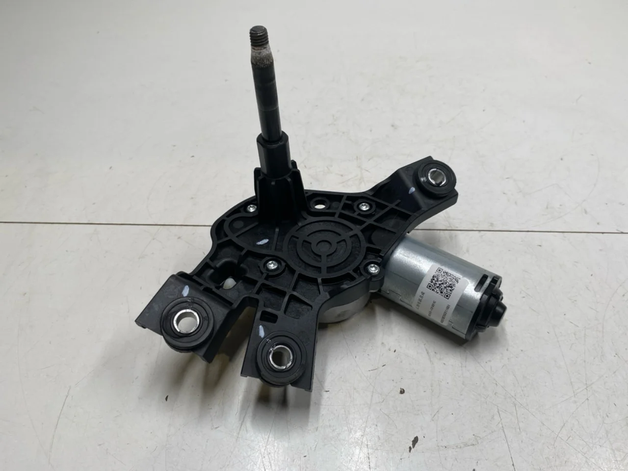 Ablaktörlő motor, csomagtérajtó