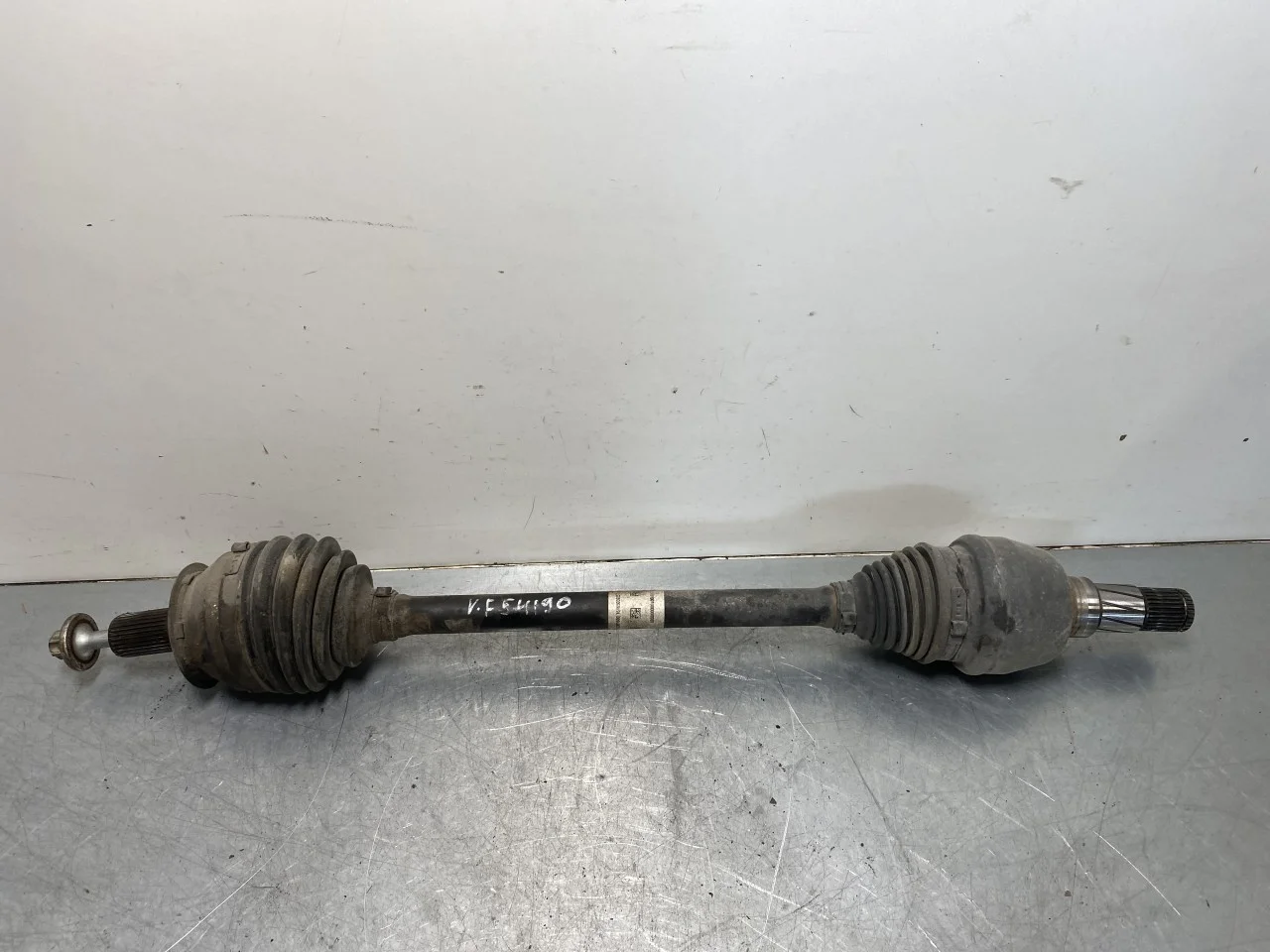 Mercedes B 180-200 W246/W242 2012-19 Front left driveshaft