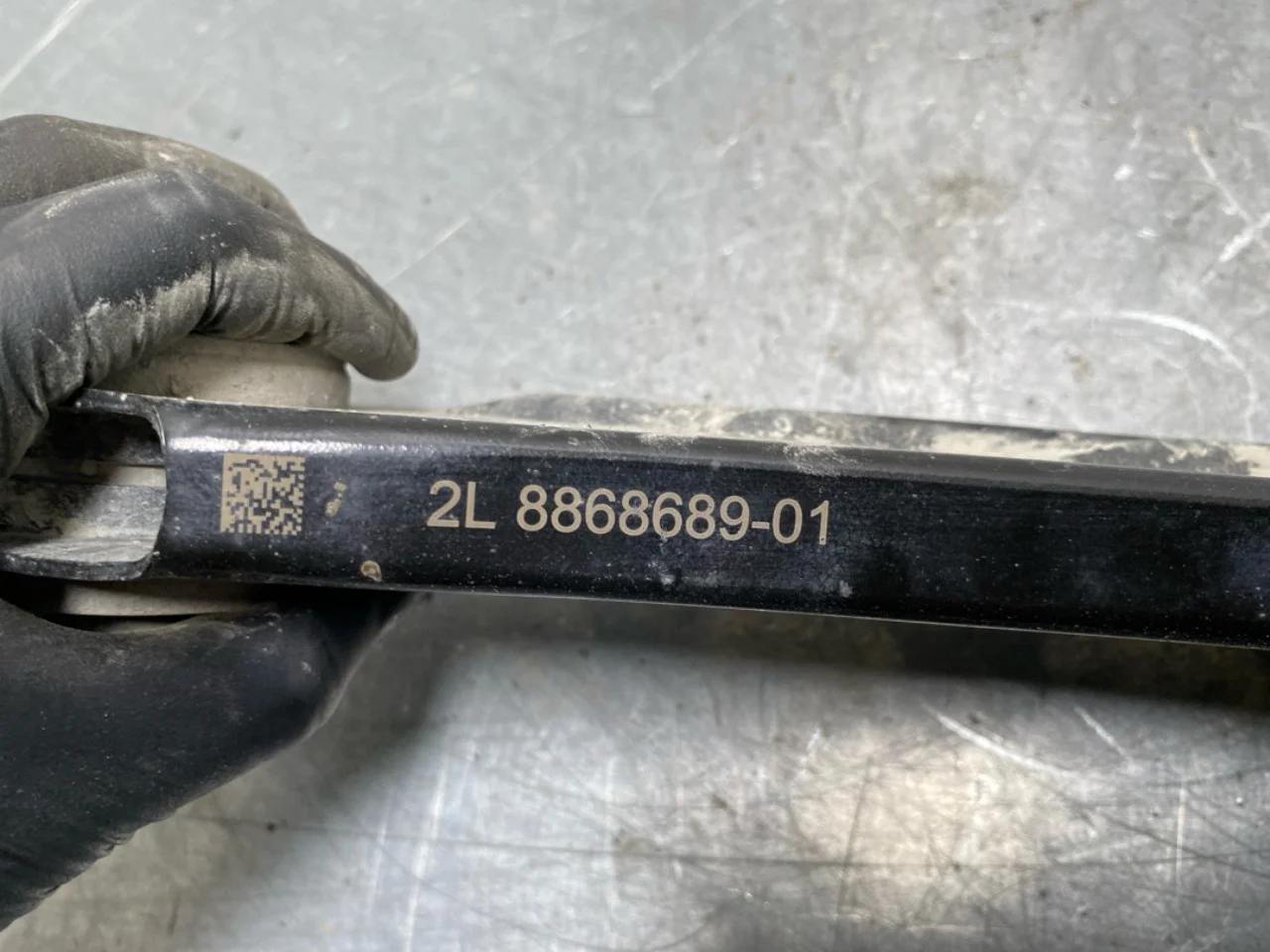 BMW IX 2022- Braț suspensie, stânga spate vedere 4