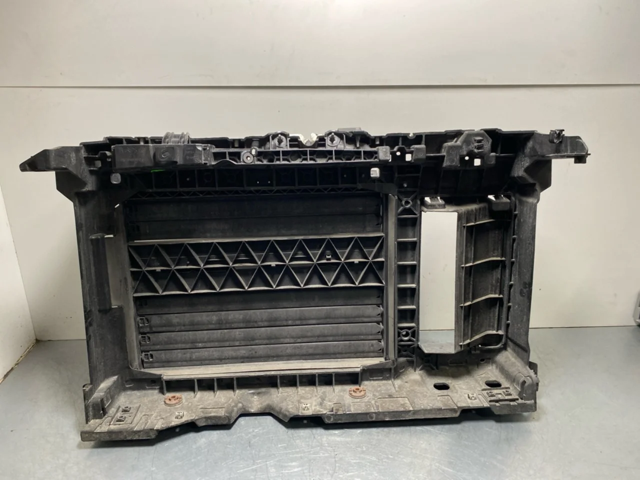 Opel / Vauxhall CORSA F 2020- Front panel view 2