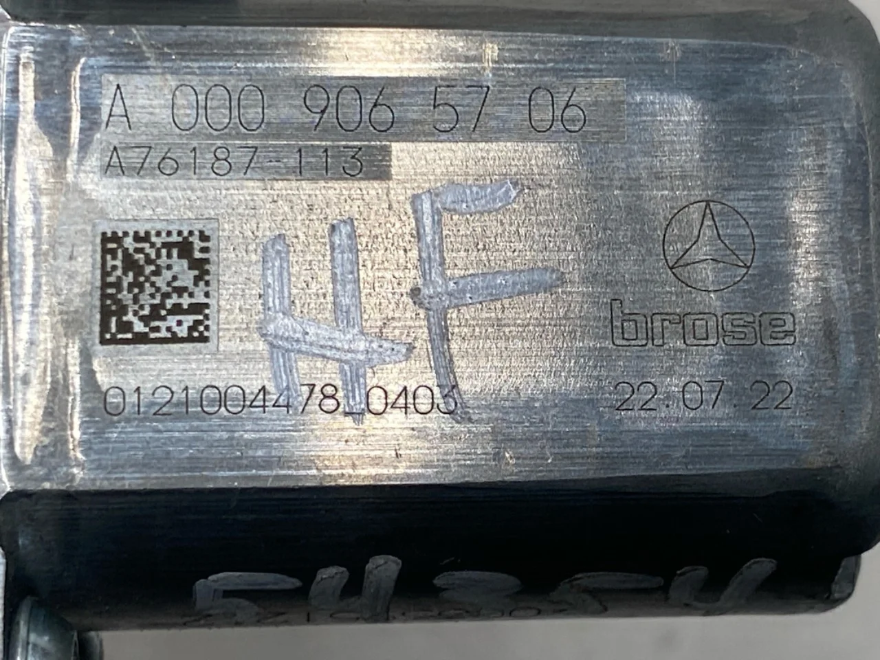 Mercedes EQB X243 2022- Motor macara geam vedere 3