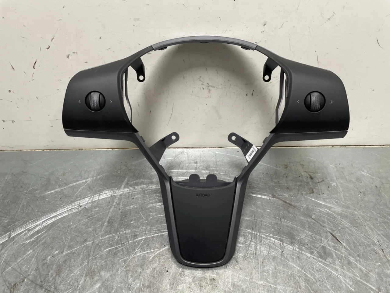 Tesla MODEL Y 2021- Egyéb kapcsolók