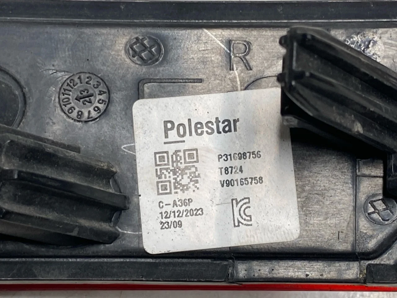 Polestar 2 2020- Fényvisszaverő lemez / rendszámtartó nézet 3