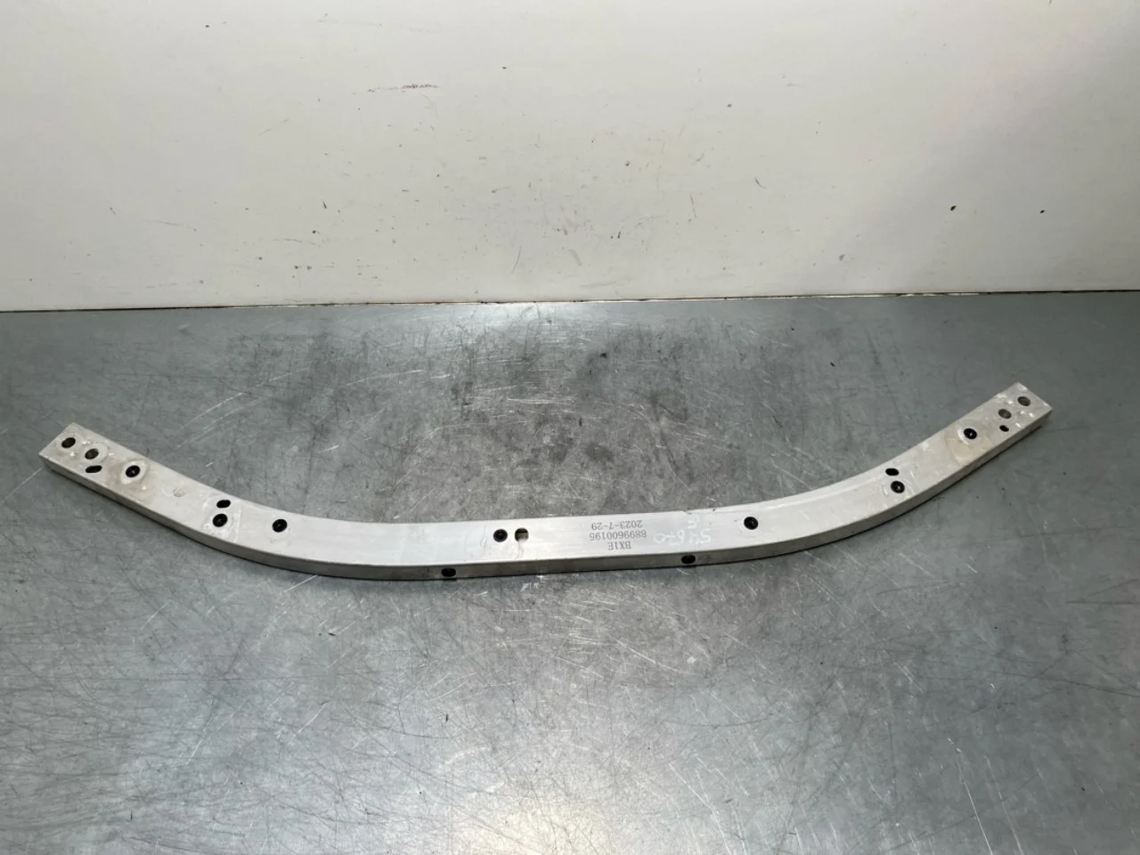 Upper front panel