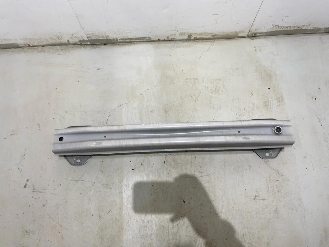 Bumper reinforcement beam, rear