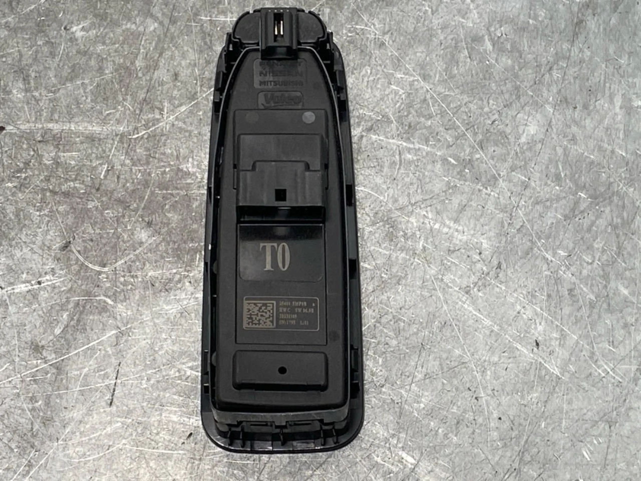 Nissan ARIYA 2021- Ablakemelő kapcsoló nézet 4