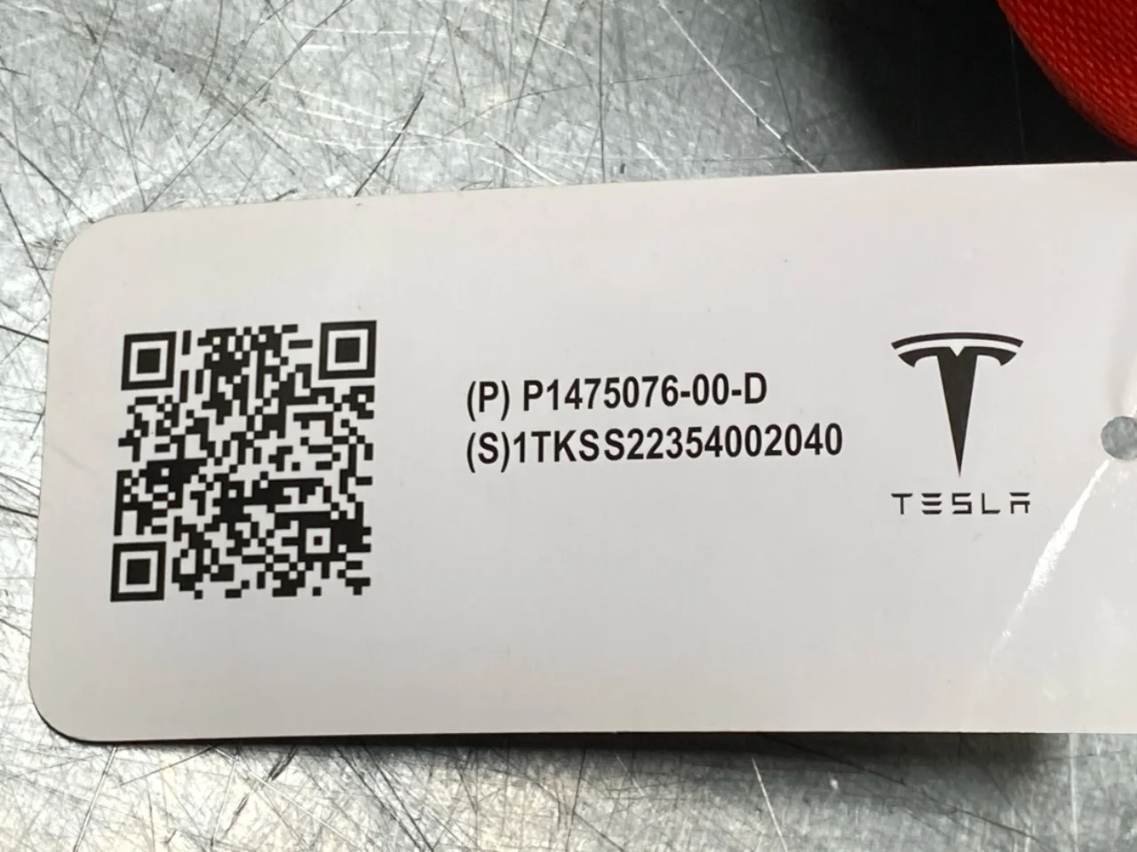 Tesla MODEL Y 2021- Egyéb belső berendezés nézet 3