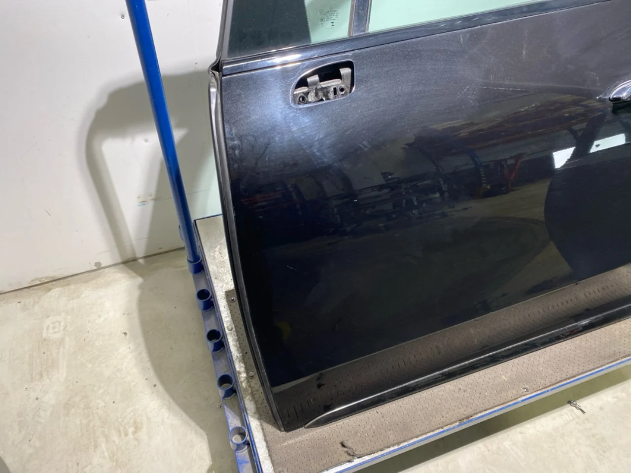 Mercedes EQE SUV X294 2022- Ajtó, 4 ajtós, első, bal nézet 3