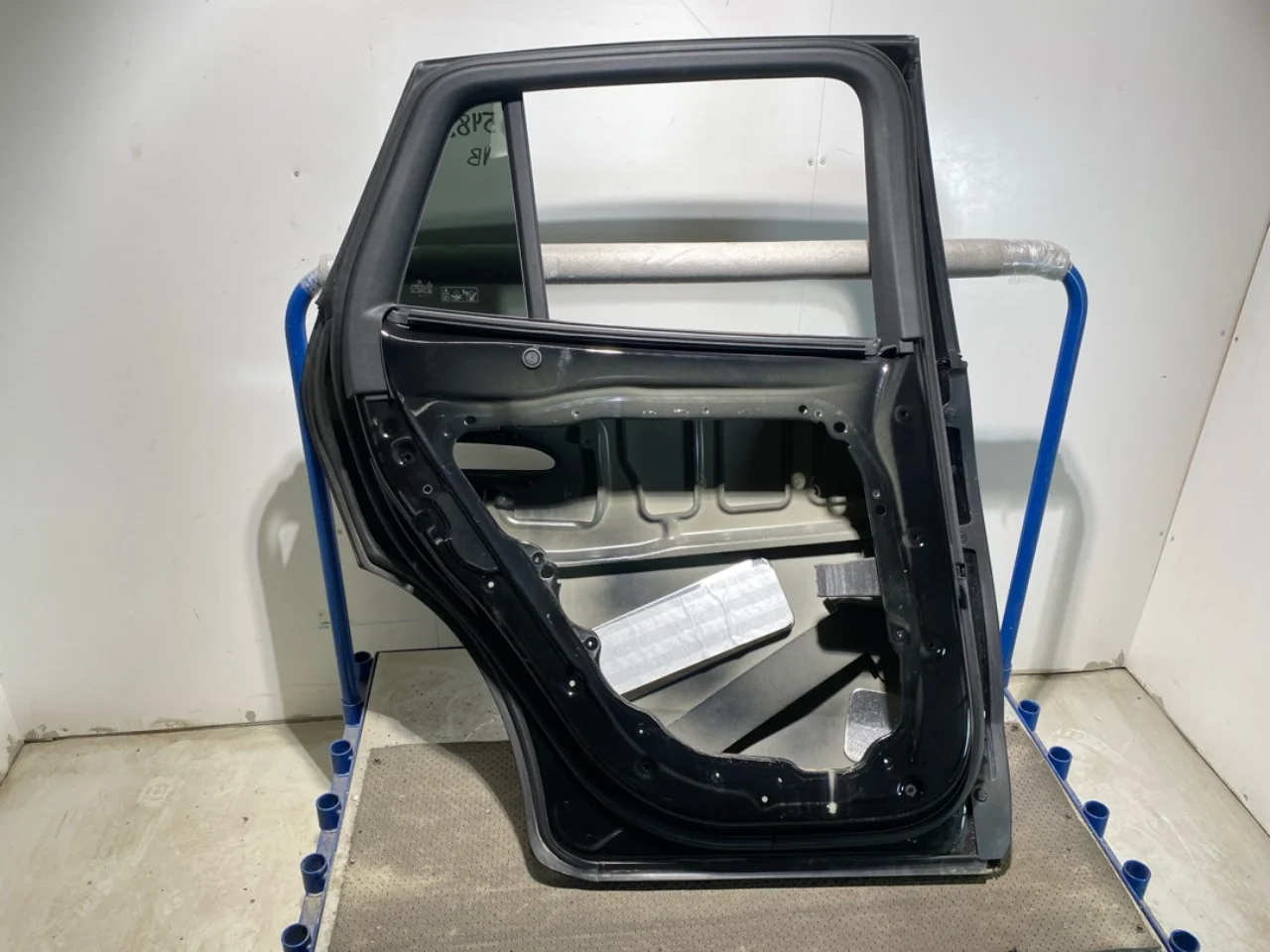 Mercedes EQE SUV X294 2022- Ajtó, 4 ajtós, hátsó, bal nézet 4