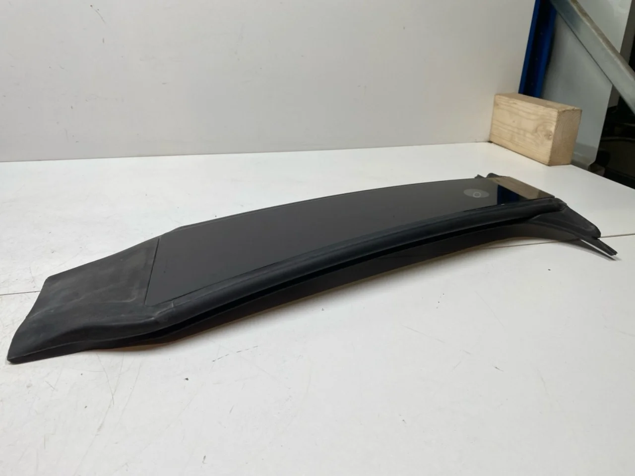 Tesla MODEL Y 2021- Body shell