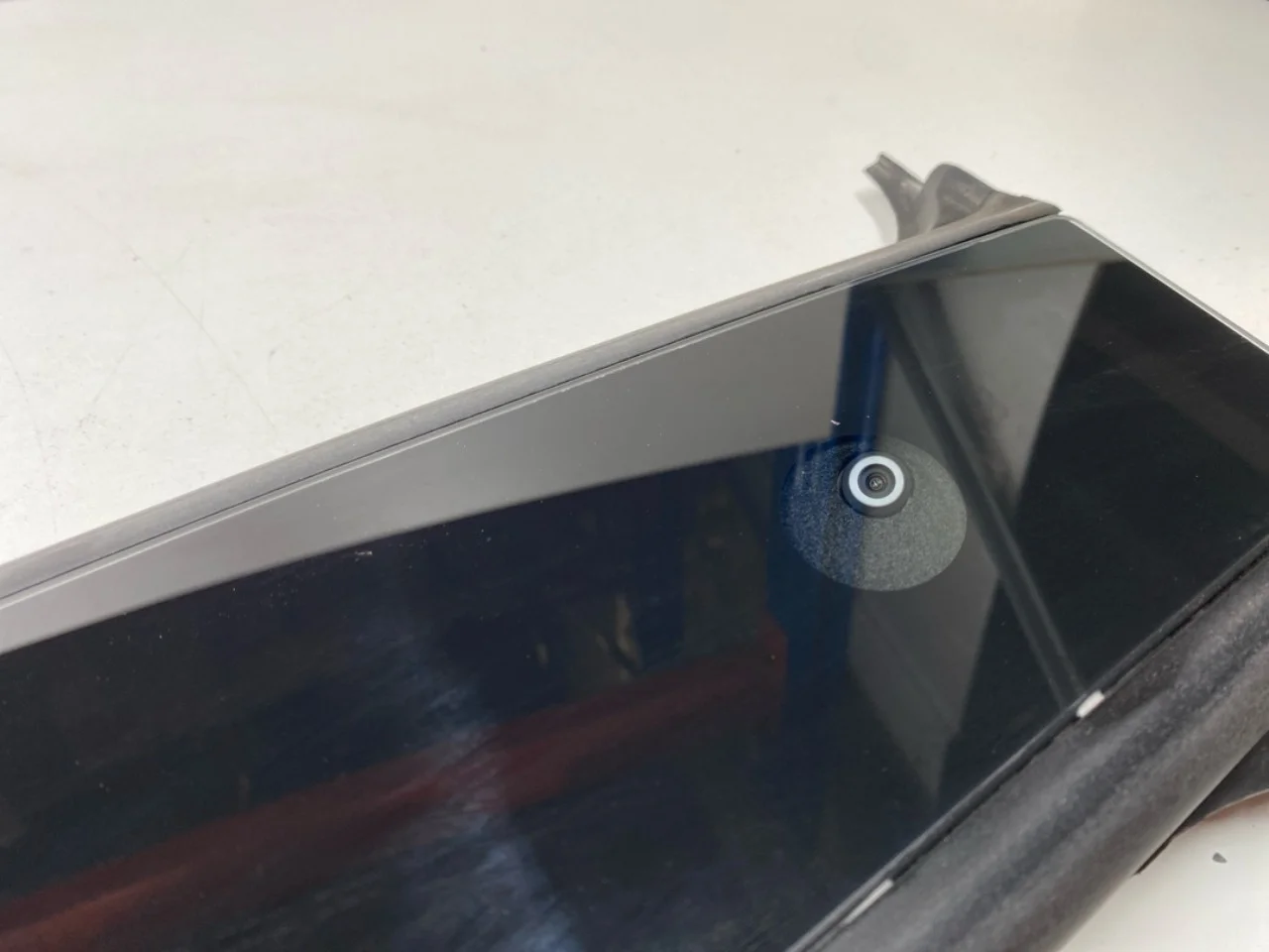 Tesla MODEL Y 2021- Body shell view 3