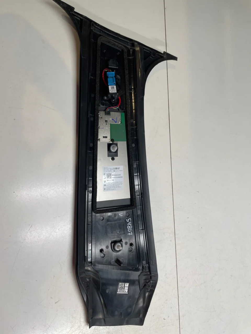 Tesla MODEL Y 2021- Body shell view 2