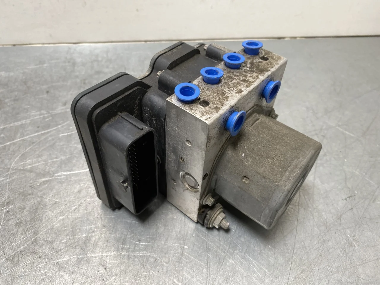 Mercedes B 180-200 W246/W242 2012-19 ABS hidraulika egység (tömb)